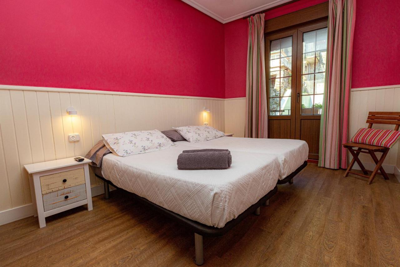 Pension Amaiur San Sebastián Eksteriør billede